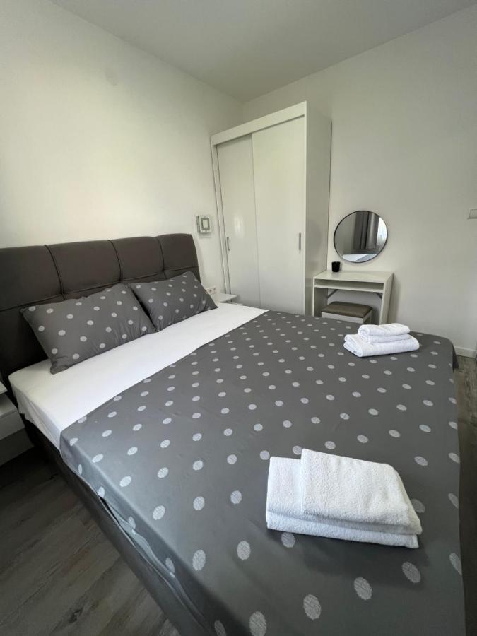 Apartmani M&L เมดูลิน ภายนอก รูปภาพ
