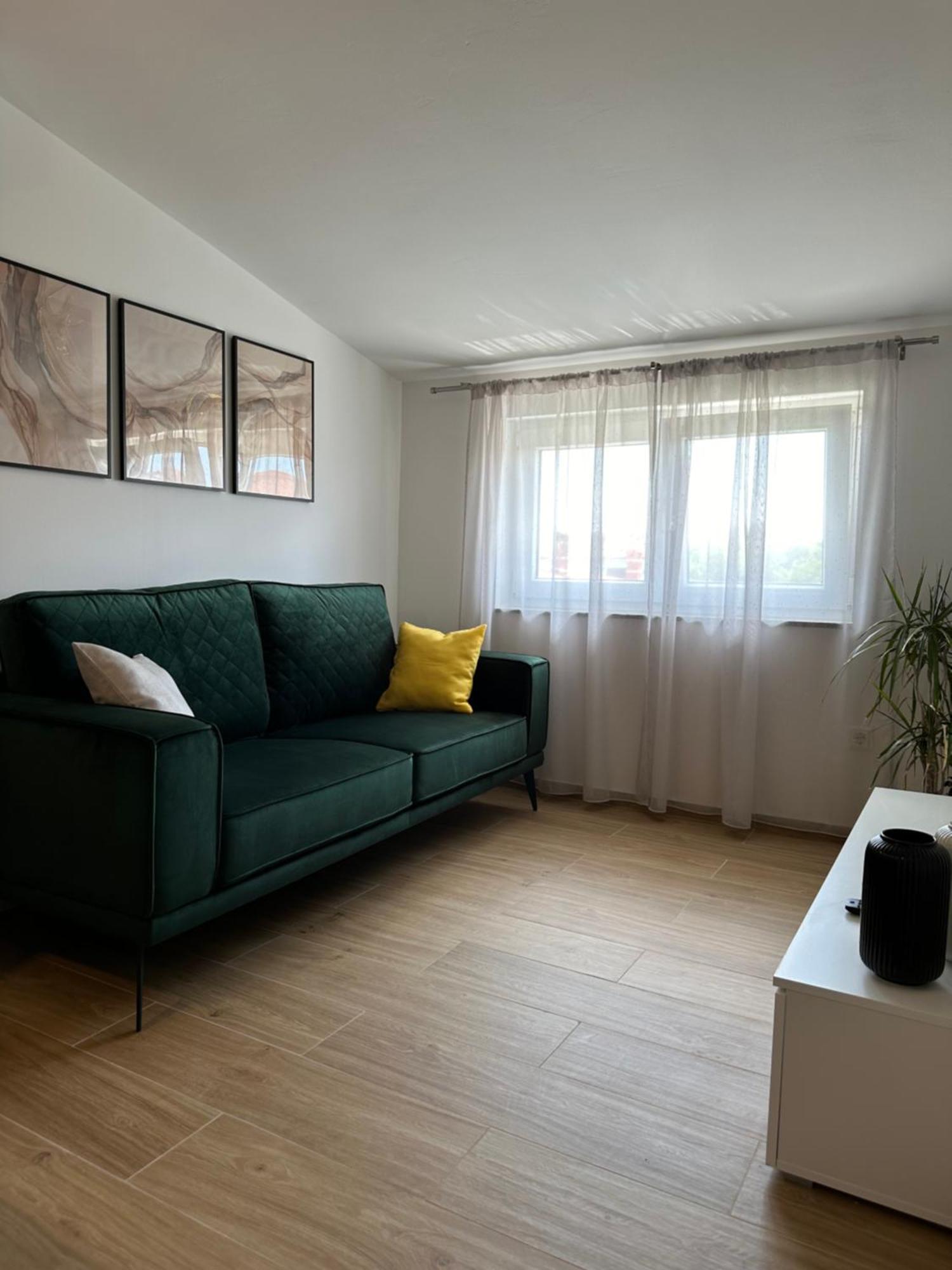 Apartmani M&L เมดูลิน ภายนอก รูปภาพ