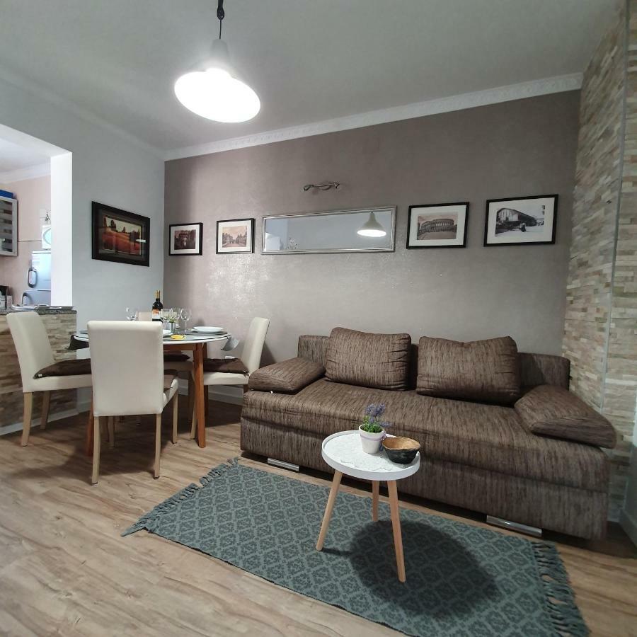 Apartmani M&L เมดูลิน ภายนอก รูปภาพ